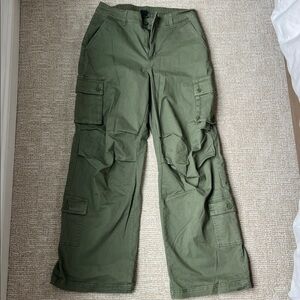 Wild Fable Olive Green Cargo Pants